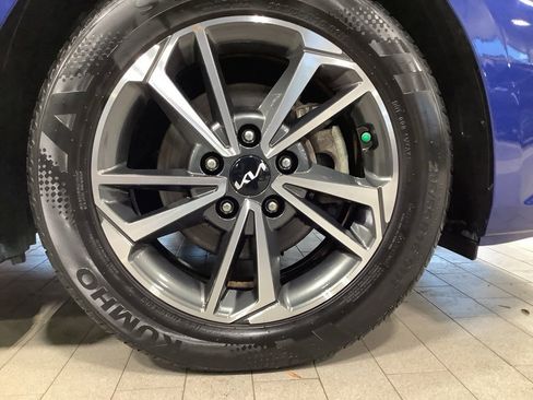 Certified 2023 Kia Forte LXS image 4