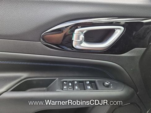 New 2026 Jeep Compass Latitude AWD/4WD image 24