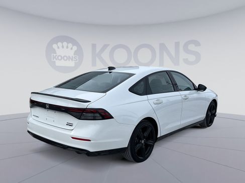 Used 2023 Honda Accord Sport image 7