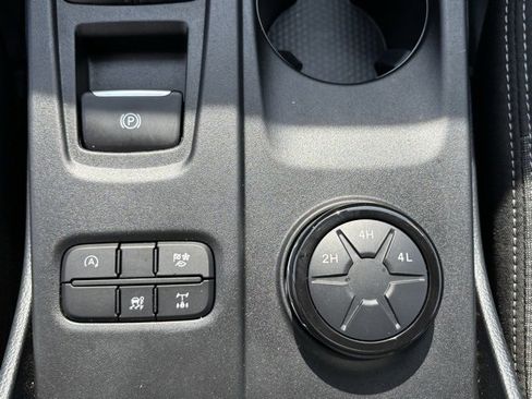 Used 2024 Ford Ranger XL image 23