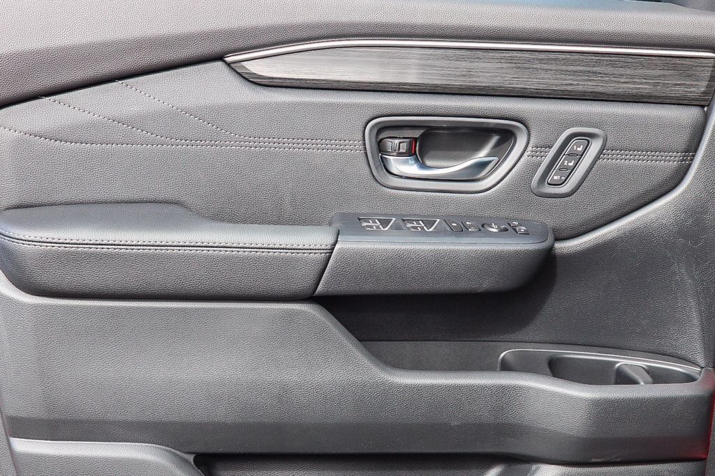 New 2026 Honda Pilot Touring image 22