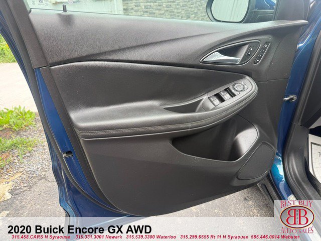 Used 2020 Buick Encore GX Essence w/ Experience Buick Package AWD/4WD image 9