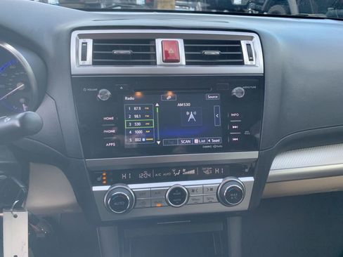 Used 2017 Subaru Legacy 2.5i Premium image 17