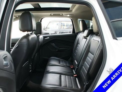 Used 2017 Ford Escape Titanium image 28