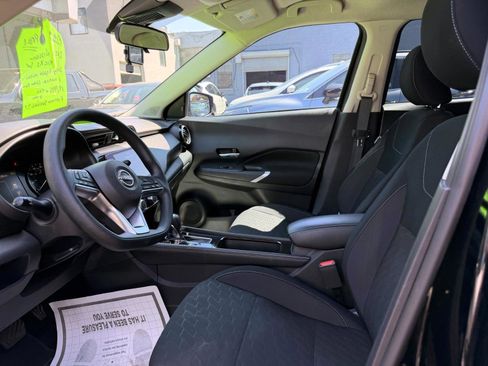 Used 2024 Nissan Kicks SV FWD image 16