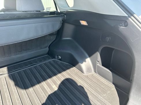 Used 2021 Toyota RAV4 XLE w/ XLE Grade Weather Package AWD/4WD image 22
