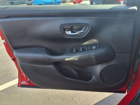 Used 2025 Honda HR-V EX-L image 19