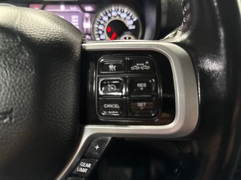 Used 2019 RAM 5500 Tradesman w/ Safety Group AWD/4WD image 17