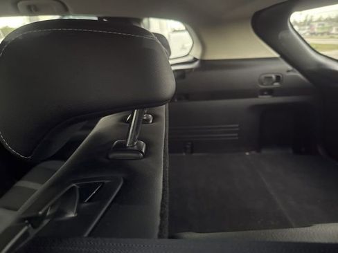 Used 2024 MAZDA CX-50 AWD 2.5 S w/ Preferred Package image 13