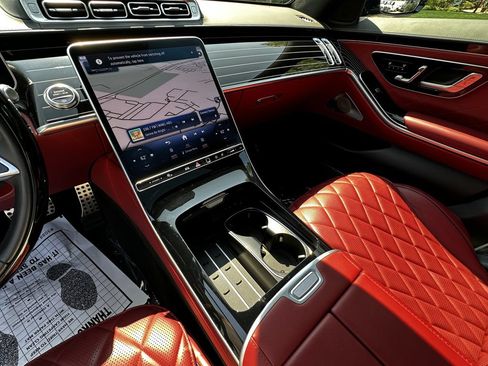 Certified 2025 Mercedes-Benz S 580 4MATIC Sedan image 31