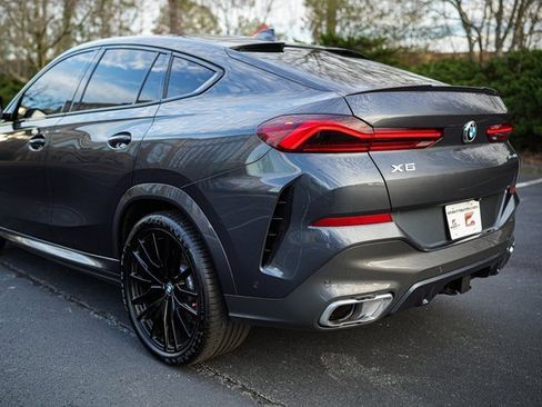 Used 2021 BMW X6 xDrive40i w/ M Sport Package image 7