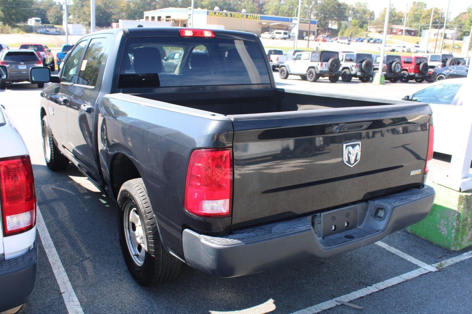 Used 2018 RAM 1500 Tradesman w/ Popular Equipment Group RWD image 8