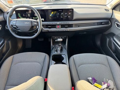 Certified 2025 Kia K4 LXS image 12