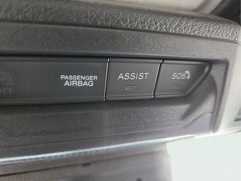 Used 2025 Jeep Wrangler Unlimited Sahara AWD/4WD image 22