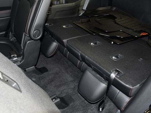 Certified 2025 Honda Pilot TrailSport image 51