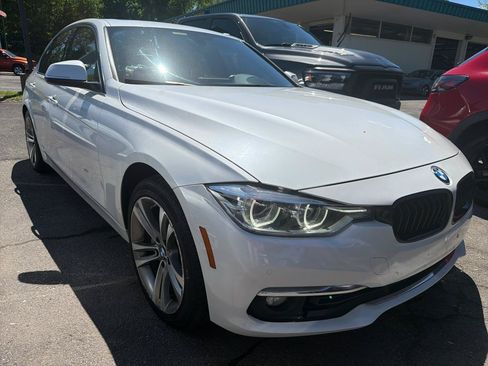 Used 2018 BMW 340i xDrive Sedan AWD/4WD image 3