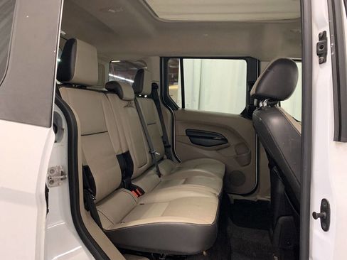 Used 2015 Ford Transit Connect XLT image 16