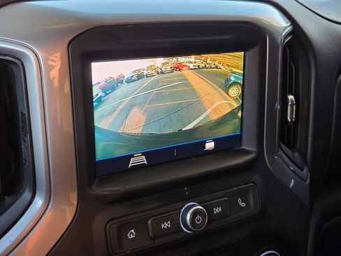 Certified 2020 Chevrolet Silverado 1500 Custom w/ Custom Value Package RWD image 17