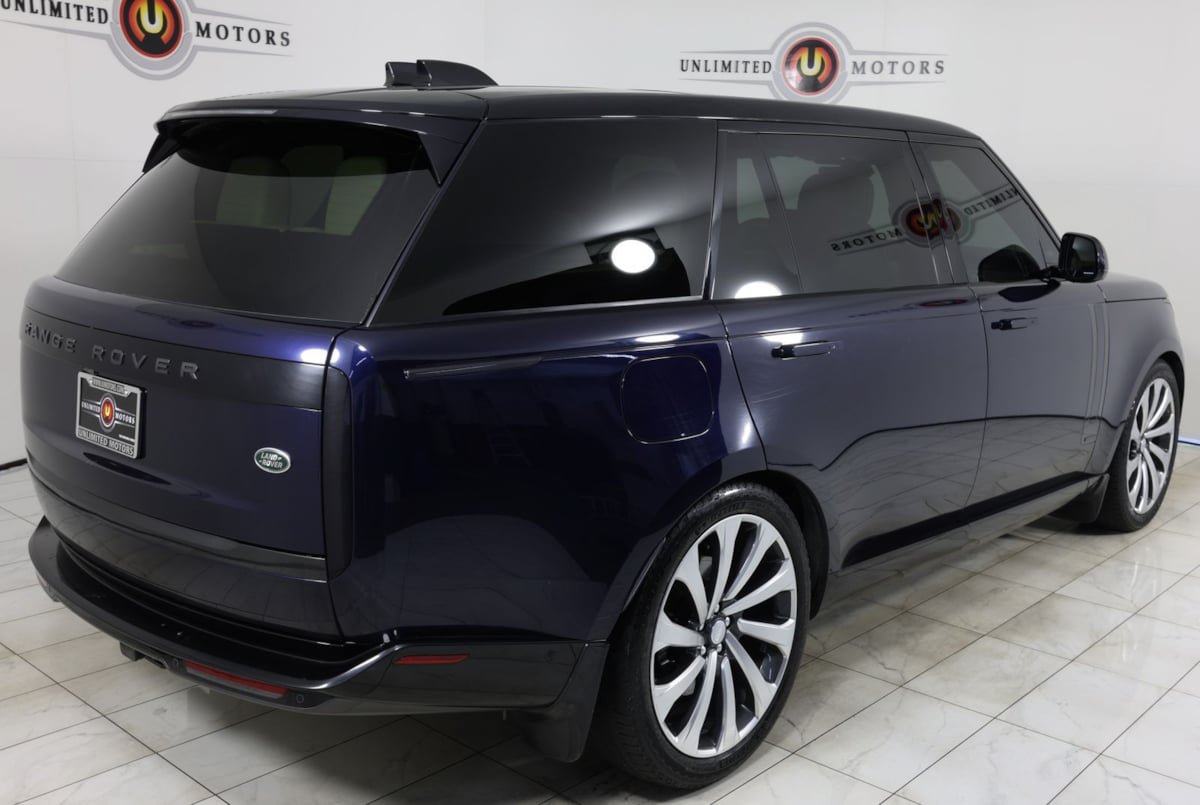 Used 2023 Land Rover Range Rover Long Wheelbase Autobiography AWD/4WD image 3
