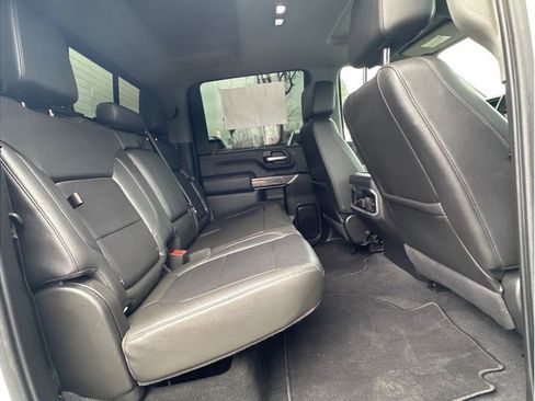 Used 2020 Chevrolet Silverado 2500 LTZ w/ LTZ Premium Package image 12