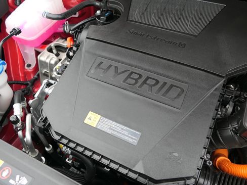 Used 2025 Kia Niro EX image 28