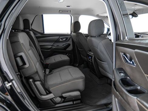 Used 2021 Chevrolet Traverse LT AWD/4WD image 37