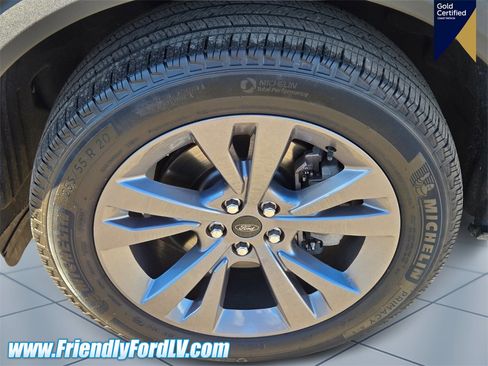 Certified 2022 Ford Explorer XLT w/ Equipment Group 202A image 7