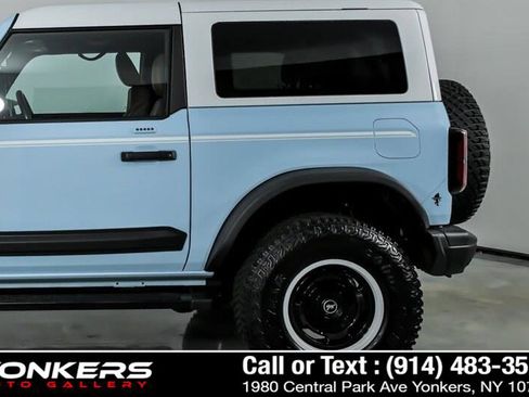 Used 2023 Ford Bronco Heritage Edition AWD/4WD image 3