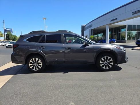 Used 2023 Subaru Outback Limited AWD/4WD image 3