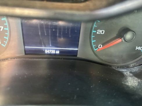 Used 2022 Chevrolet Colorado LT w/ Fleet Safety Package image 12