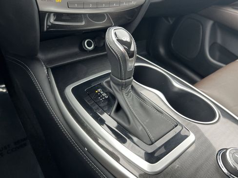 Used 2019 INFINITI QX60 Luxe w/ Essential Package image 22