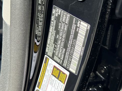 New 2026 Mercedes-Benz GLS 580 4MATIC image 28