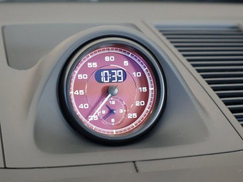 New 2026 Porsche Macan GTS image 28