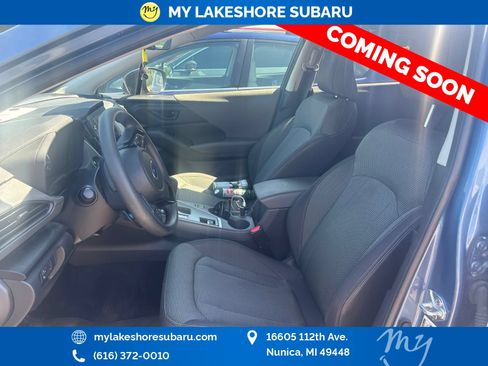 Used 2024 Subaru Crosstrek 2.5i Premium AWD/4WD image 9