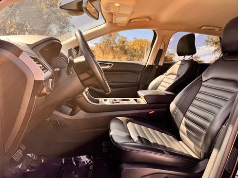 Used 2024 Ford Edge SEL image 15