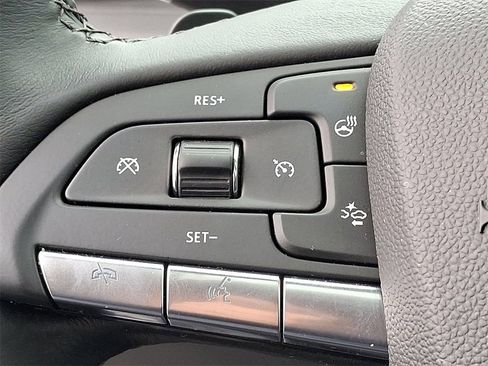 Used 2025 Cadillac XT4 Premium Luxury w/ Cold Weather Package image 23