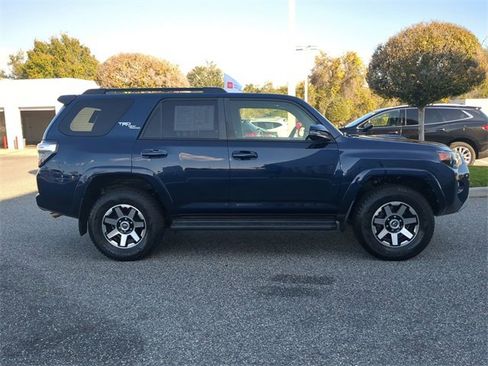 Used 2019 Toyota 4Runner TRD Off-Road Premium image 3