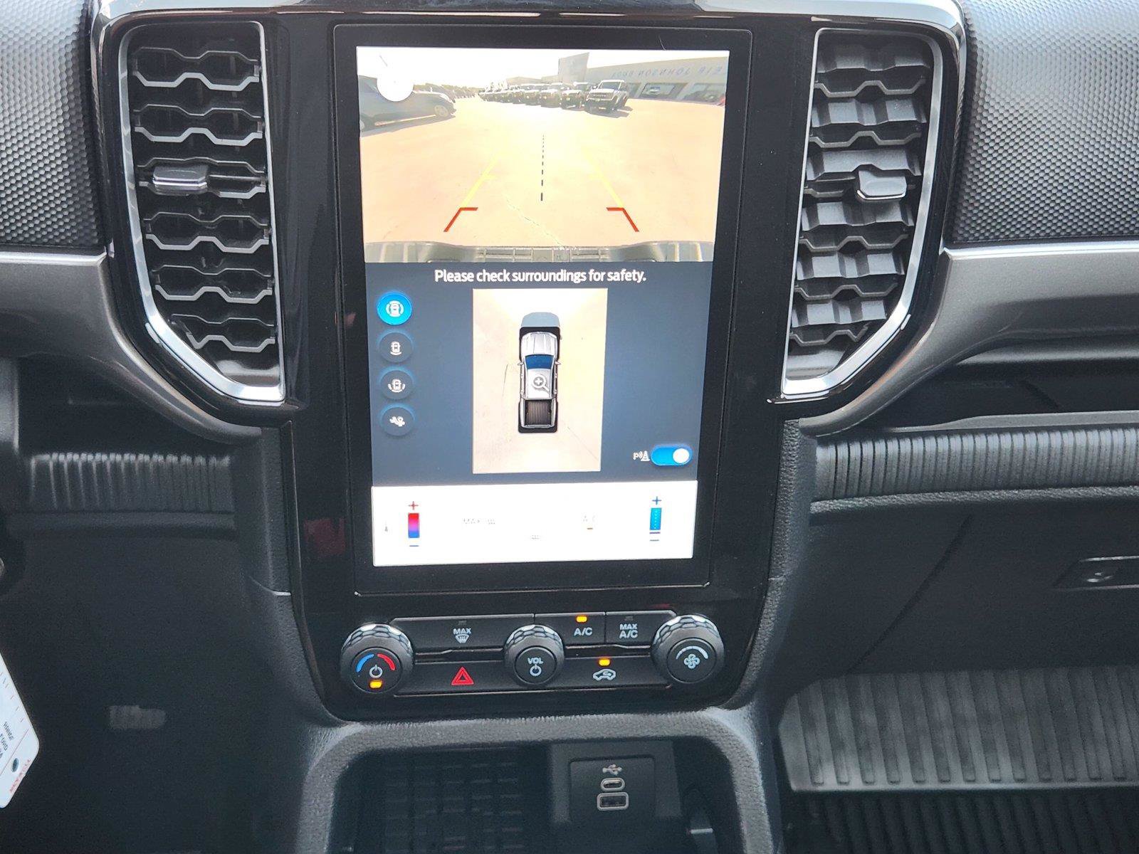 Certified 2024 Ford Ranger XLT w/ Technology Package RWD image 14