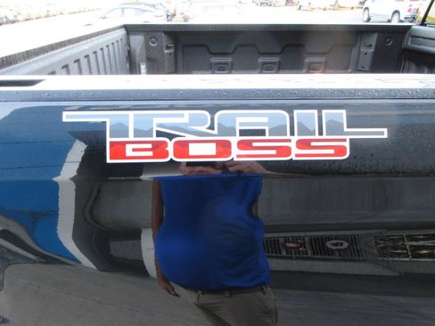 New 2026 Chevrolet Silverado 1500 LT Trail Boss w/ LT Trail Boss Premium Package AWD/4WD image 14