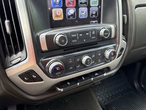 Used 2018 GMC Sierra 1500 SLT w/ SLT Premium Package image 25