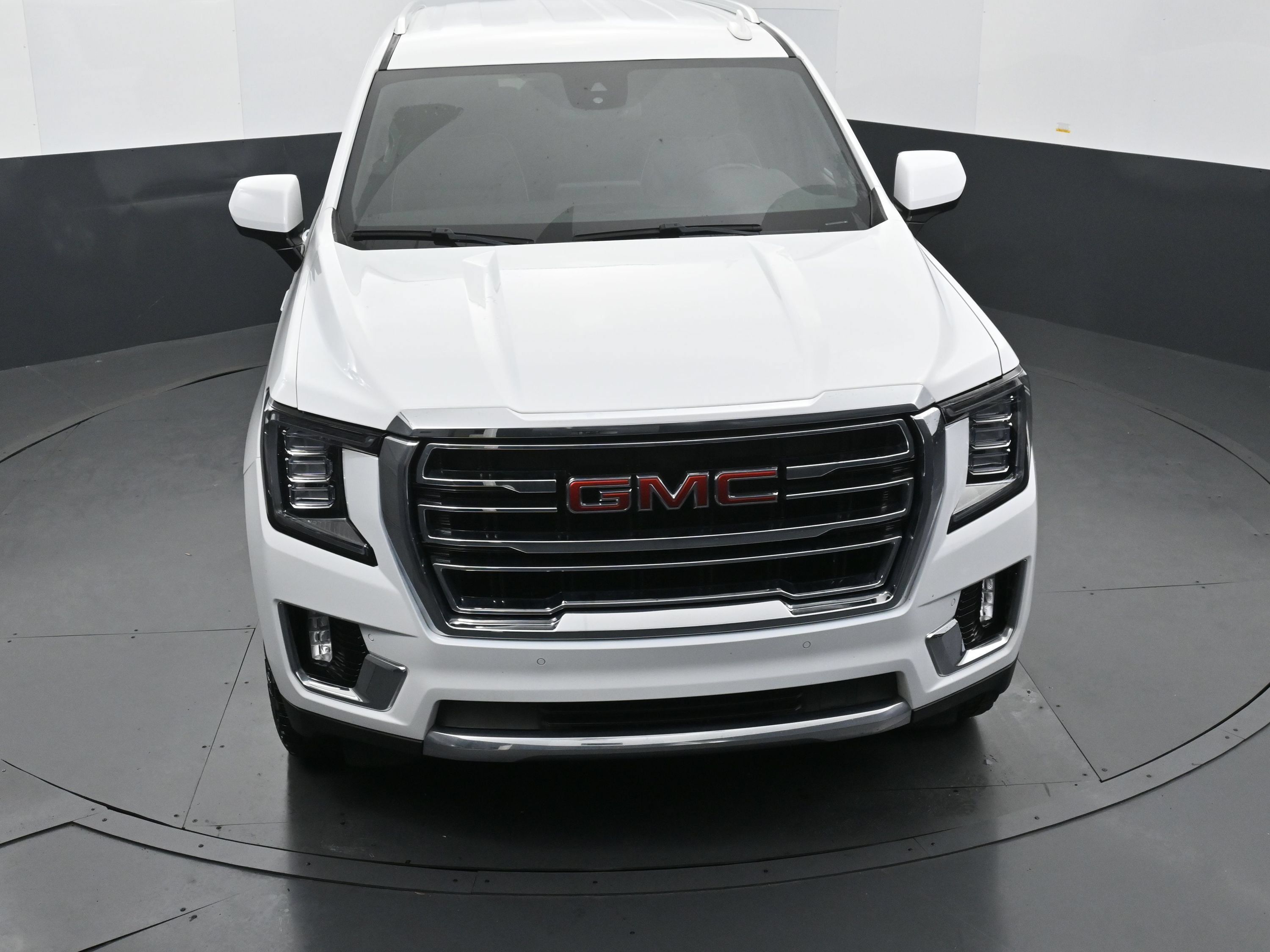Used 2023 GMC Yukon SLT AWD/4WD image 34