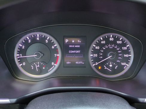 Used 2019 Hyundai Santa Fe SE image 25