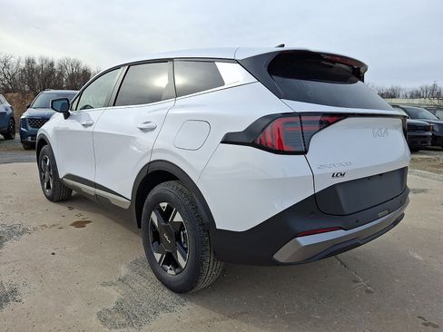 New 2026 Kia Sportage LX image 4