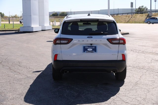 Certified 2025 Ford Escape ST-Line AWD/4WD image 6