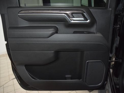 Used 2024 Chevrolet Silverado 2500 LTZ w/ LTZ Convenience Package AWD/4WD image 50