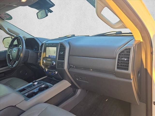 Used 2020 Ford Expedition XLT w/ Equipment Group 202A RWD image 21