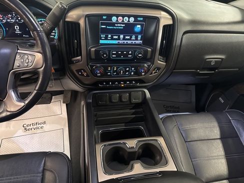 Used 2018 GMC Sierra 1500 Denali image 18