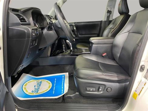 Used 2021 Toyota 4Runner TRD Off-Road Premium image 15