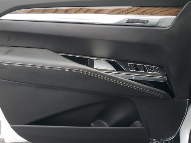 Used 2025 Cadillac Escalade ESV Premium Luxury Platinum w/ LPO, Floor Liner Package AWD/4WD image 9