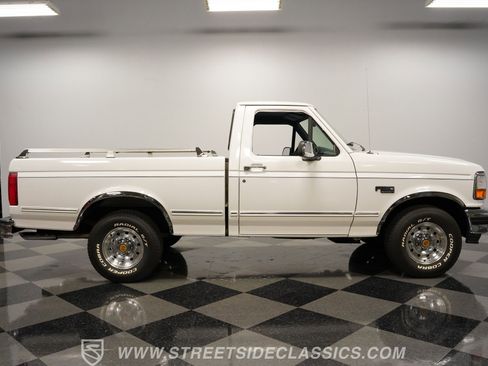 Used 1994 Ford F150 XLT image 14